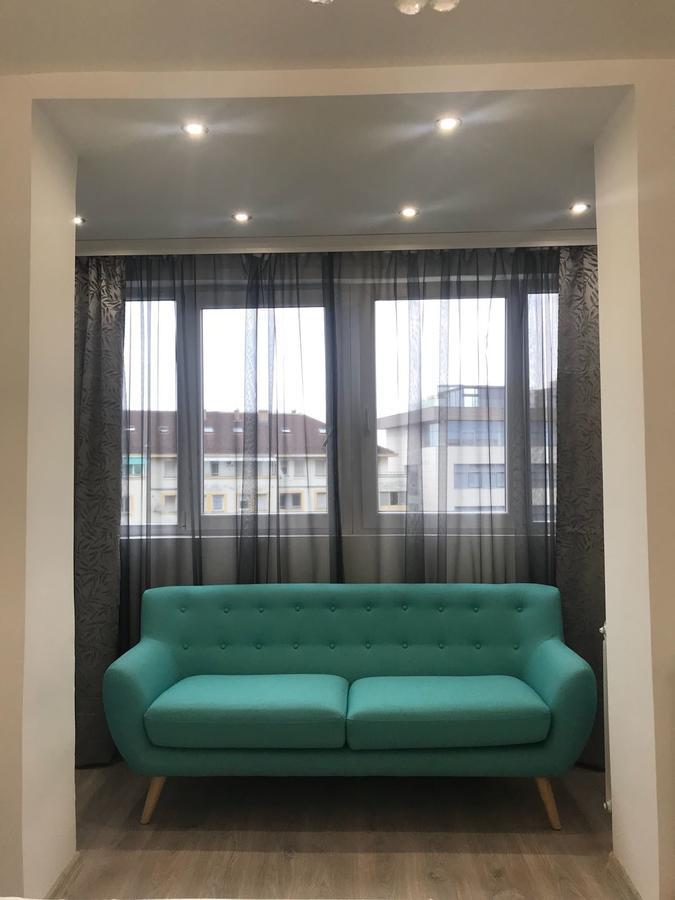 Studio Angel Stan Na Dan Novi Sad Luaran gambar