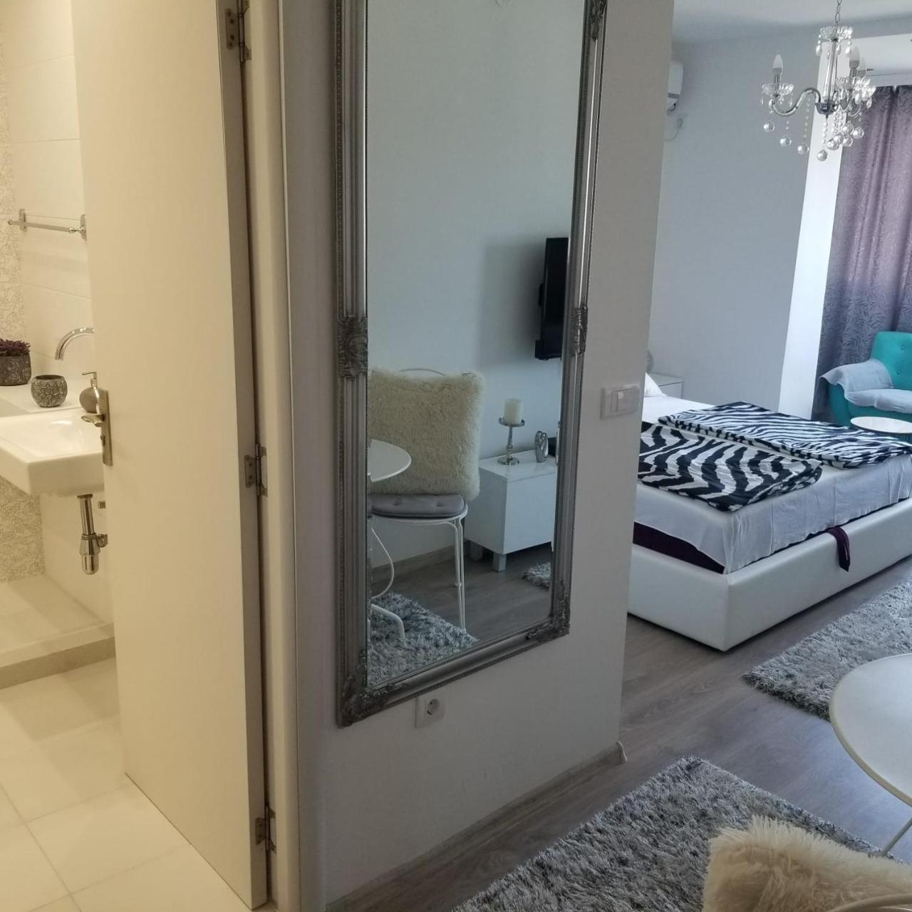Studio Angel Stan Na Dan Novi Sad Luaran gambar